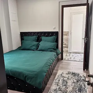 Sonya Bucureşti